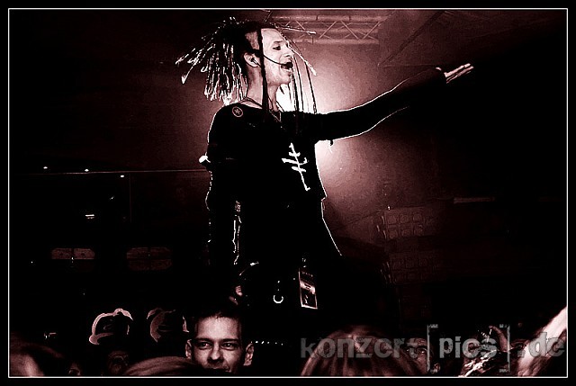 the-Cr xshadows-105