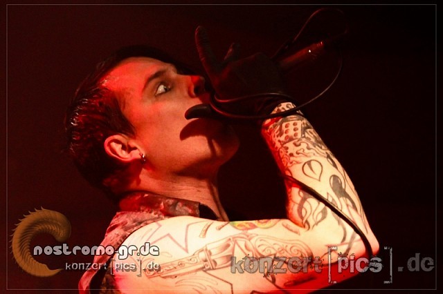 nostromo-combichrist010