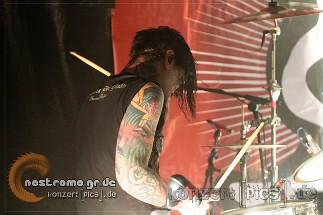 nostromo-combichrist014