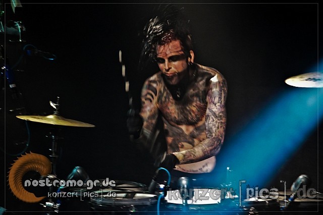 nostromo-combichrist040