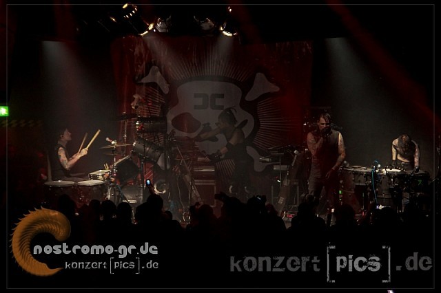 nostromo-combichrist048