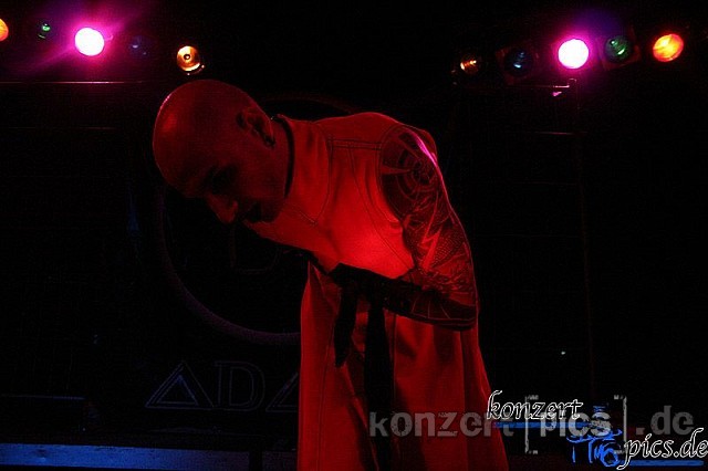 adam dark barbecue 009