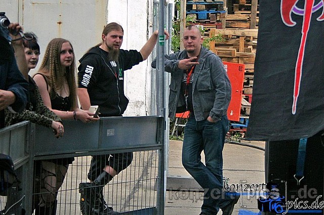 truemmerwelten dark barbecue 078