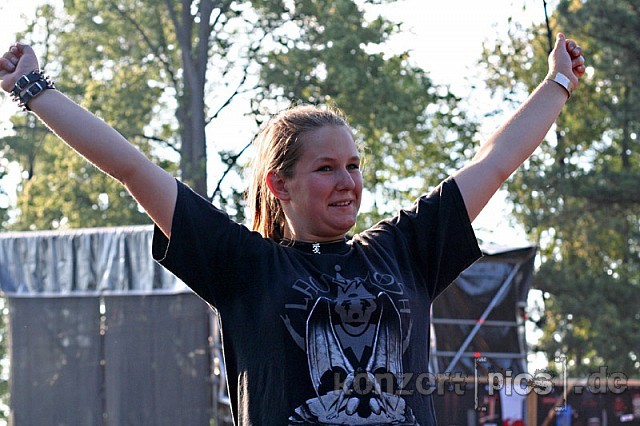 besucher-visitors-198