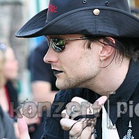 besucher-visitors-140